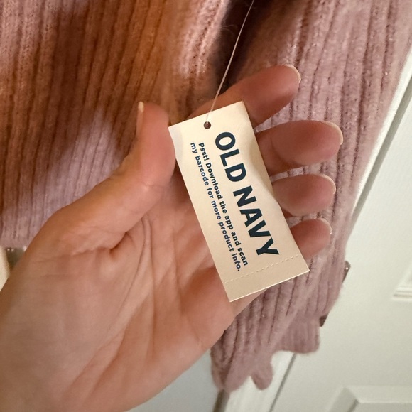 Cozy Mauve Turtleneck Sweater - Picture 5 of 5